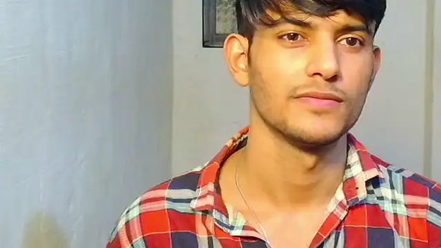 Snapshot of kingkartik7 chatting on December 19, 2025, 1:57 pm kingkartik7 online show from December 19, 2025, 1:57 pm