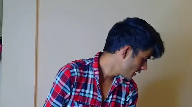 kingkartik7 online show from March 11, 2025, 4:40 pm