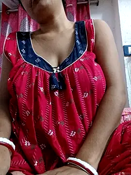 miss-Riy online show from October 7, 2025, 5:36 pm