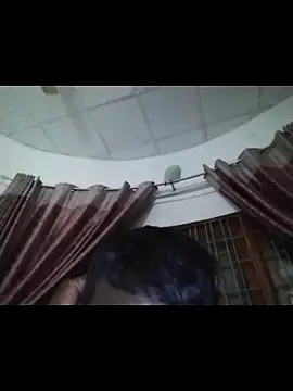 nikini1621 online show from May 27, 2026, 5:31 pm