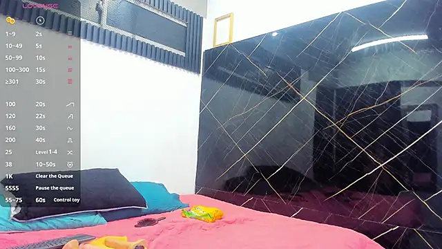 Analiasmith89 online show from October 23, 2025, 3:49 am