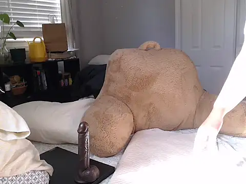 LauLauPAWG online show from October 30, 2025, 7:00 pm