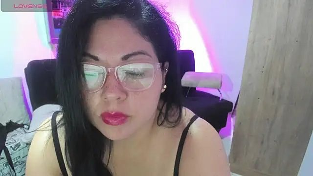 Snapshot of jessicarabbit_1 chatting on April 16, 2026, 8:42 pm jessicarabbit 1 online show from April 16, 2026, 8:42 pm