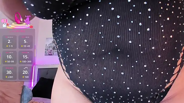 kelziefun online show from September 15, 2025, 2:45 am