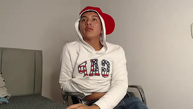 alex-lover online show from March 7, 2026, 7:37 am