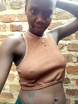 Snapshot of Black_juicy24 chatting on April 28, 2026, 7:02 am Black juicy24 online show from April 28, 2026, 7:02 am