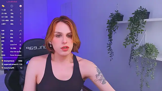  yourFoxy  online show from February 7, 2025, 4:24 pm