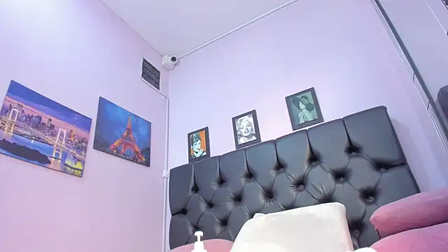 Snapshot of Dalia_20 chatting on February 4, 2026, 9:21 pm Dalia 20 online show from February 4, 2026, 9:21 pm