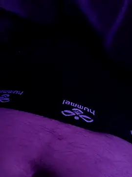 Snapshot of poldek38 chatting on February 9, 2025, 1:22 am poldek38 online show from February 9, 2025, 1:22 am