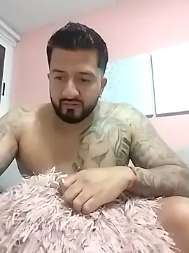 Snapshot of Drake_Smith1 chatting on October 28, 2025, 4:35 am Drake Smith1 online show from October 28, 2025, 4:35 am