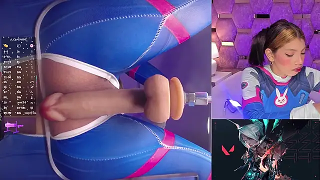 LunaAridi online show from January 11, 2026, 9:33 pm