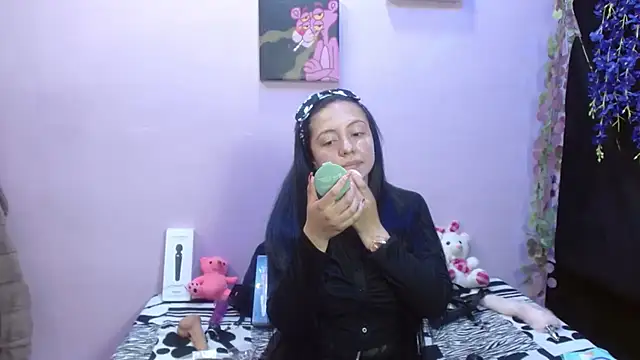 Snapshot of slut_anal_ chatting on October 10, 2025, 6:53 pm slut anal online show from October 10, 2025, 6:53 pm