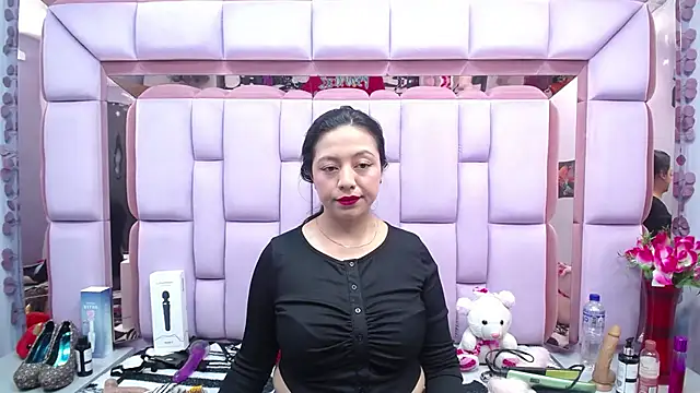 Snapshot of slut_anal_ chatting on September 13, 2025, 7:47 pm slut anal online show from September 13, 2025, 7:47 pm