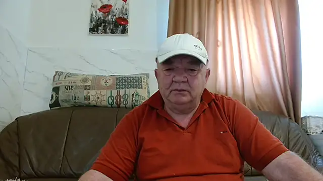 fullballs6 online show from April 6, 2026, 9:43 am