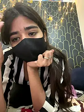 Snapshot of ks536191 chatting on December 16, 2025, 5:44 am ks536191 online show from December 16, 2025, 5:44 am