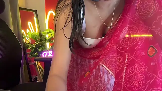 Snapshot of simrann_69 chatting on September 14, 2025, 8:15 am simrann 69 online show from September 14, 2025, 8:15 am