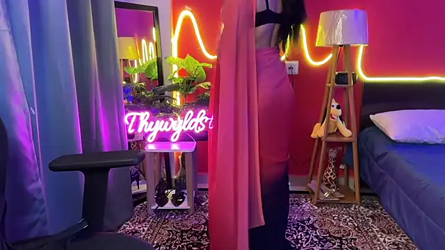 Snapshot of simrann_69 chatting on November 23, 2025, 4:50 pm simrann 69 online show from November 23, 2025, 4:50 pm