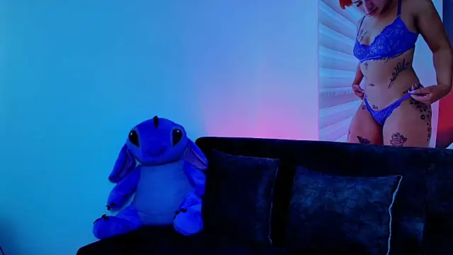 TinnaDawsom online show from February 7, 2025, 12:53 am