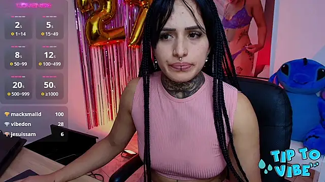 TinnaDawsom online show from March 18, 2025, 5:23 am