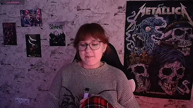 Snapshot of Rudy_02 chatting on April 25, 2026, 12:52 pm Rudy 02 online show from April 25, 2026, 12:52 pm