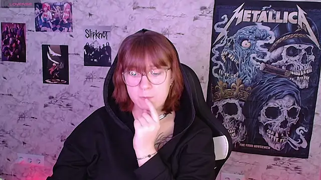 Snapshot of Rudy_02 chatting on May 9, 2026, 10:51 am Rudy 02 online show from May 9, 2026, 10:51 am