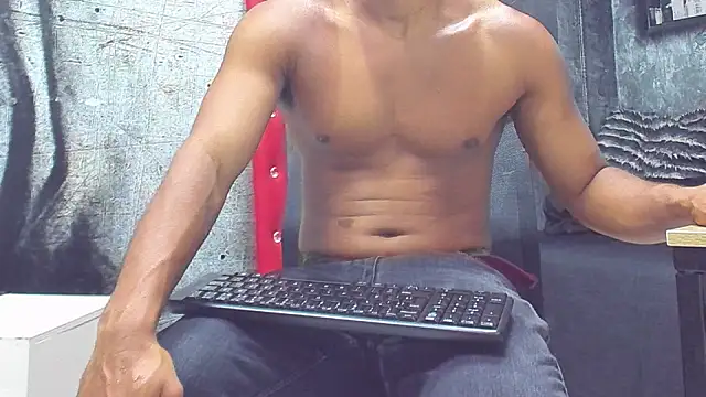 Snapshot of Derek_Lustfordx chatting on February 26, 2025, 11:11 am Derek Lustfordx online show from February 26, 2025, 11:11 am