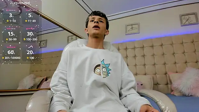 Snapshot of Belami_blake_ chatting on February 8, 2025, 3:52 am Belami blake online show from February 8, 2025, 3:52 am
