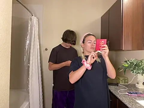 girlfriendmissy online show from March 22, 2026, 7:48 pm