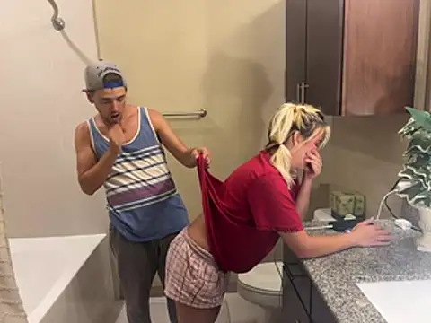 girlfriendmissy online show from July 7, 2026, 10:13 pm