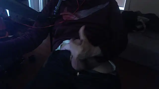 chicostick413 online show from March 19, 2025, 7:27 pm