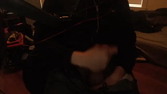 chicostick413 online show from March 5, 2025, 3:18 pm