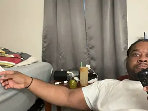 bigtennesseeboy online show from June 20, 2026, 1:10 am