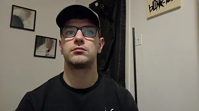 Snapshot of Thekodyy chatting on November 30, 2025, 12:17 pm Thekodyy online show from November 30, 2025, 12:17 pm