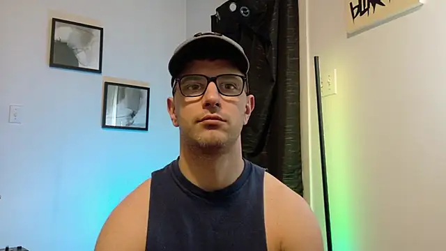 Snapshot of Thekodyy chatting on November 29, 2025, 4:18 pm Thekodyy online show from November 29, 2025, 4:18 pm