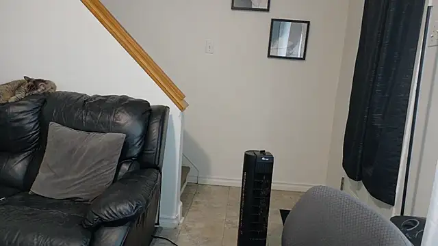 Snapshot of Thekodyy chatting on November 14, 2025, 1:48 pm Thekodyy online show from November 14, 2025, 1:48 pm