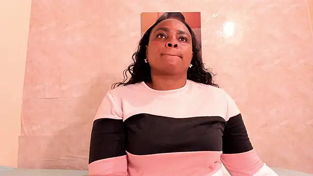 NicolVilla online show from March 12, 2026, 1:26 pm