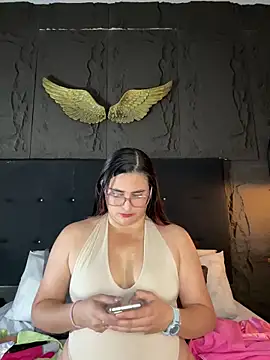 Snapshot of BellaPeers_ chatting on March 28, 2026, 11:55 am BellaPeers online show from March 28, 2026, 11:55 am