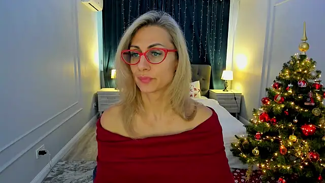 MuseOfStage online show from December 19, 2025, 11:34 am