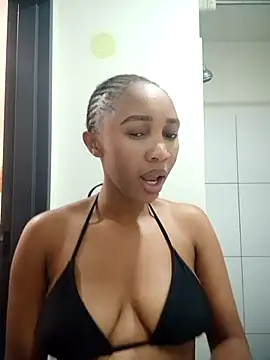 Shria107 online show from March 13, 2026, 8:03 pm