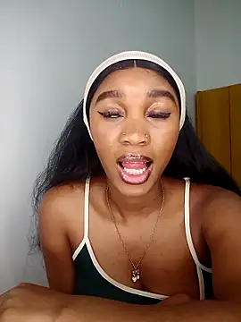 Shria107 online show from September 15, 2025, 11:38 pm