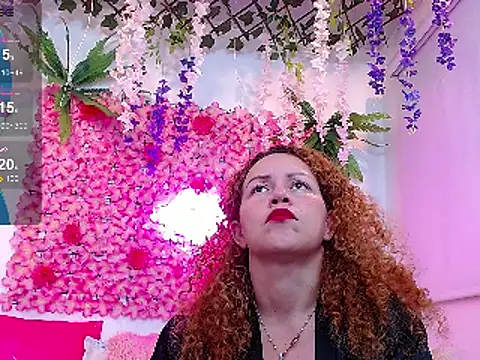 BLONDE SEXYHOT online show from March 8, 2025, 5:38 am