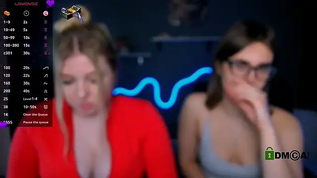 Snapshot of juli_kisss chatting on March 19, 2025, 8:00 pm juli kisss online show from March 19, 2025, 8:00 pm