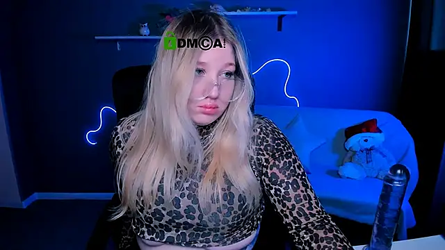 Snapshot of juli_kisss chatting on March 4, 2025, 12:44 pm juli kisss online show from March 4, 2025, 12:44 pm