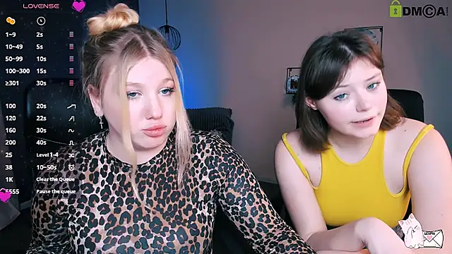 Snapshot of juli_kisss chatting on March 14, 2025, 2:31 am juli kisss online show from March 14, 2025, 2:31 am