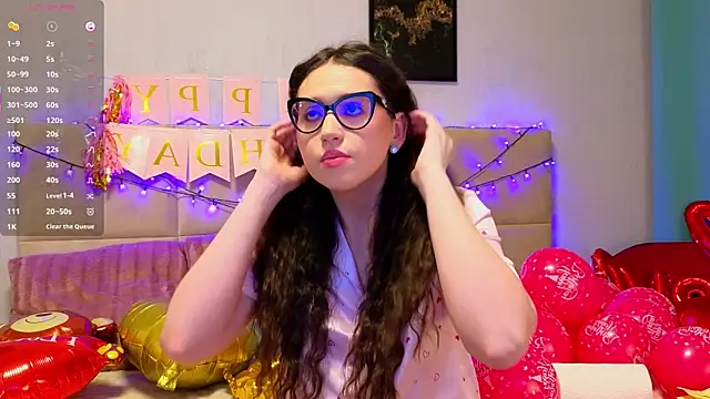 Snapshot of SweetScribe chatting on March 10, 2025, 7:11 am SweetScribe online show from March 10, 2025, 7:11 am