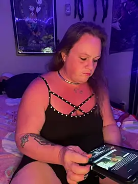 HeatherLynn online show from February 17, 2025, 3:47 am