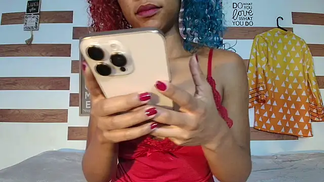 Snapshot of sofia_fer chatting on November 28, 2025, 11:05 pm sofia fer online show from November 28, 2025, 11:05 pm