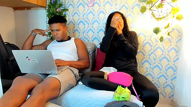 sasha fox00 online show from March 19, 2025, 5:52 am