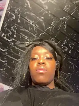 Thyana LS online show from March 22, 2025, 1:19 pm