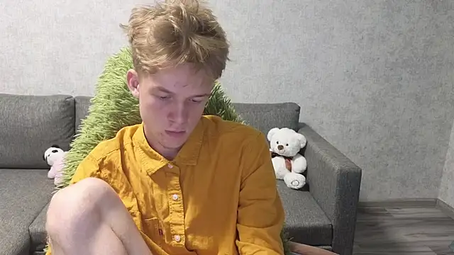 Snapshot of sweetserenity5 chatting on September 13, 2025, 3:45 pm sweetserenity5 online show from September 13, 2025, 3:45 pm